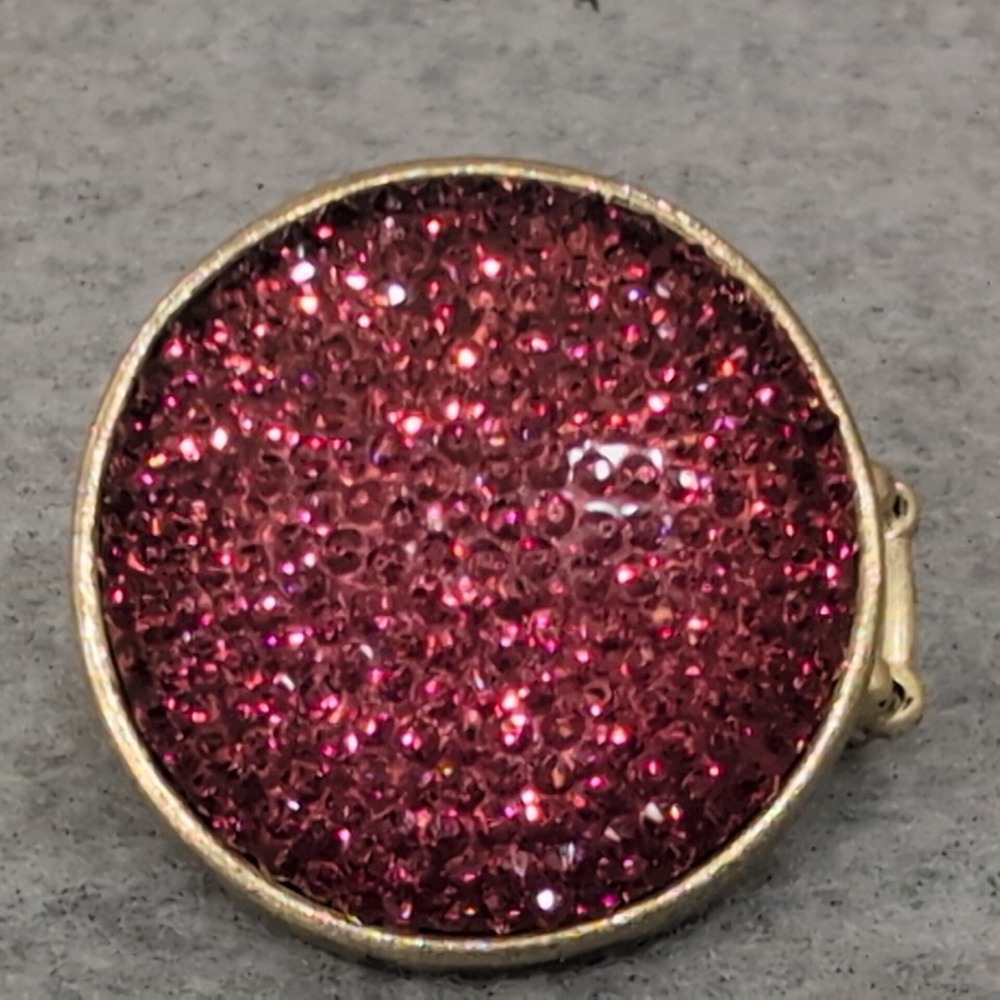 Vintage Sparkly Red Round Statement Ring Adjustable Gold Tone - Picture 2 of 3